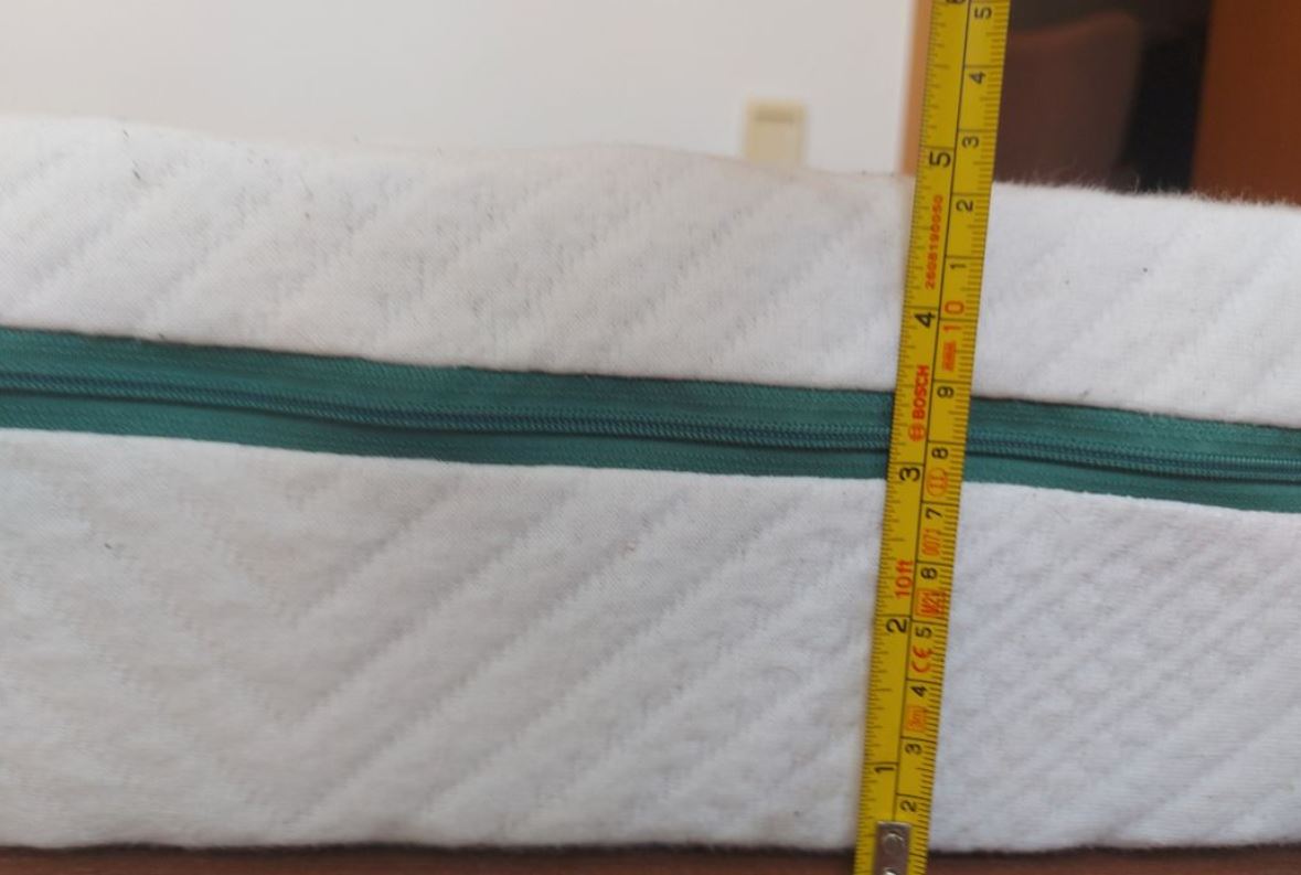 Coupe transversale du matelas Kipli bébé montrant l'épaisseur