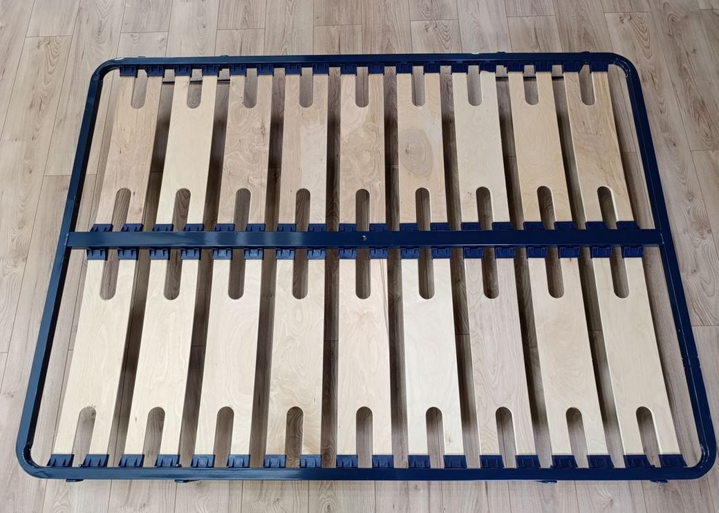 Cadre à lattes simple et économique