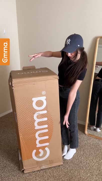 unboxing emma